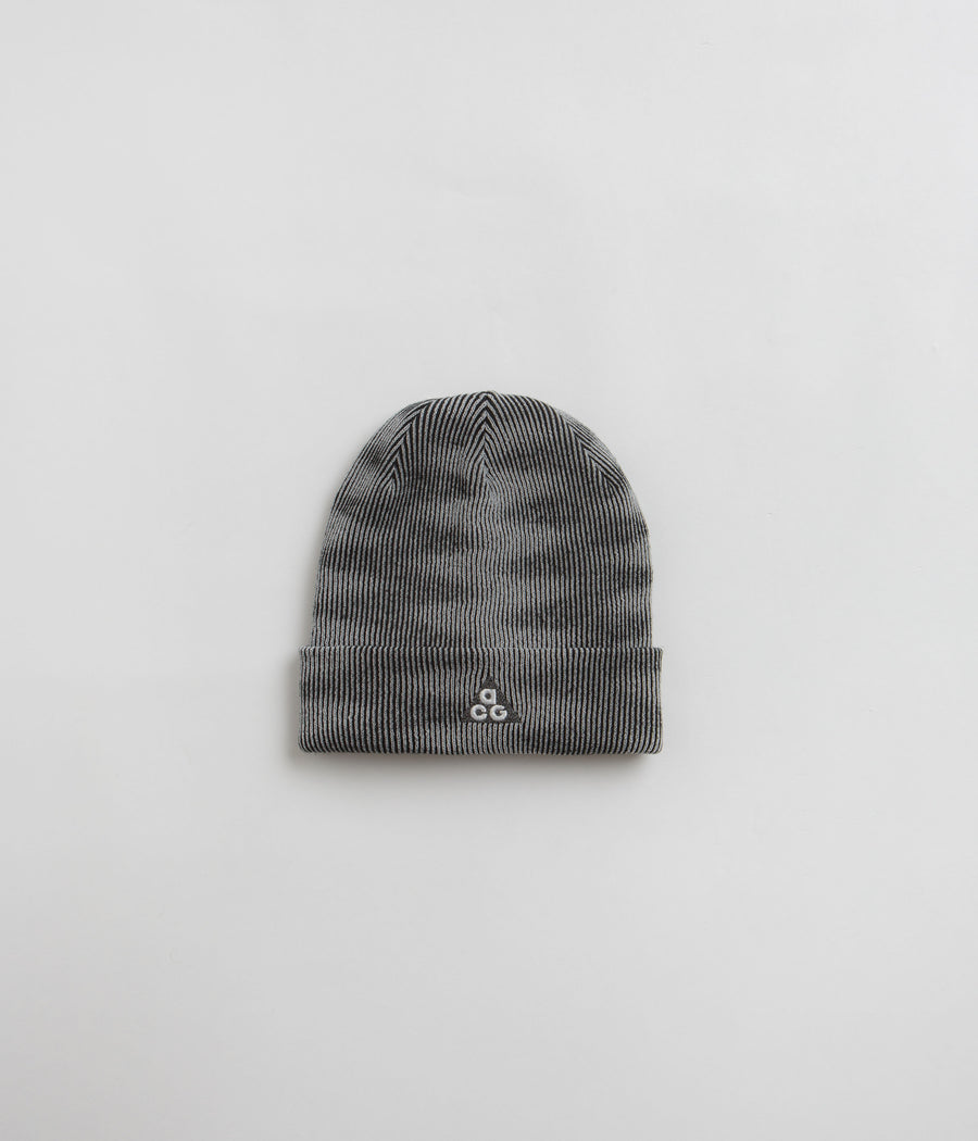 Nike ACG Peak Beanie - Black / White
